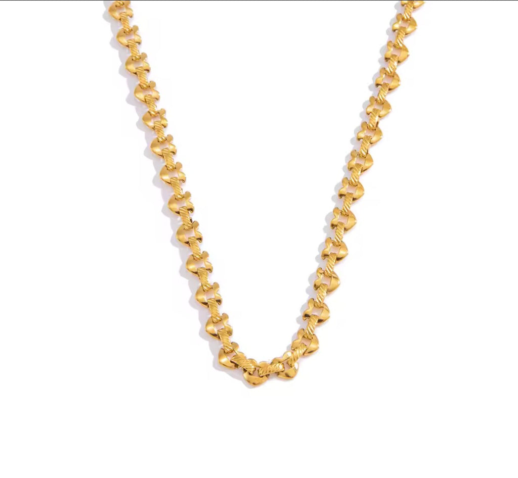 Everyday my heart necklace
