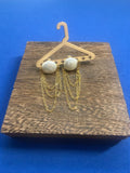 Drop pearls earrings