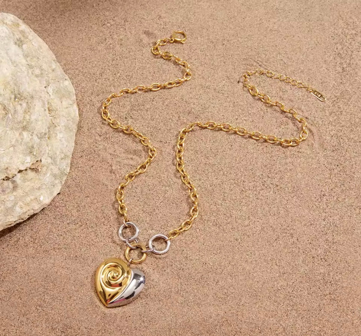 Amour Twist Necklace